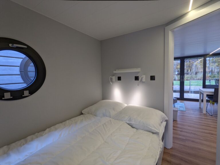 Hausboot 'Dragonfly' 12 Eignerkabine 768x576