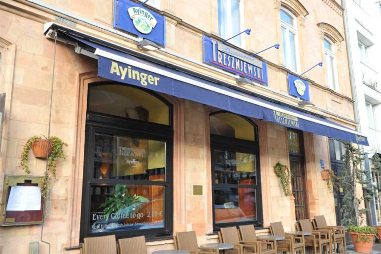 tresznjewski outside 768x512