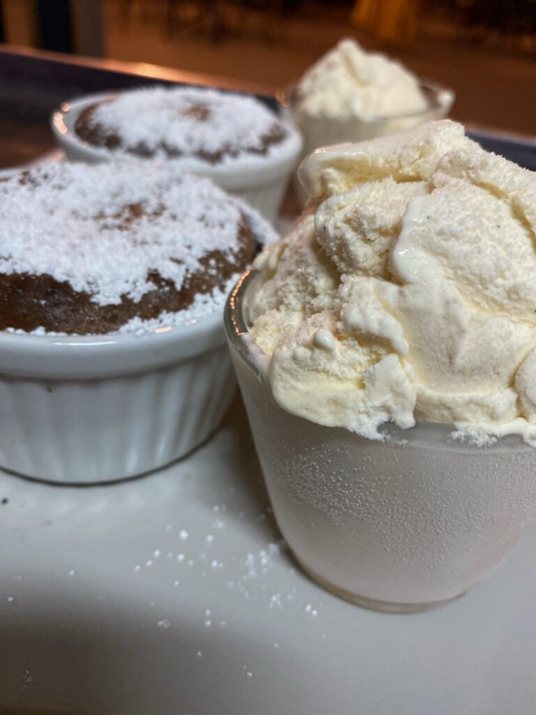 Strausswirtschaft Merkel 8 79138903 8D40 4C86 8600 446DE082B5DB 768x1025