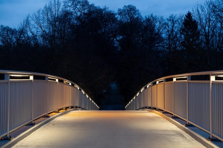 LED-Handrail 6 led handrail bridge ultra safe niroxx lux glender aschaffenburg 11 768x511
