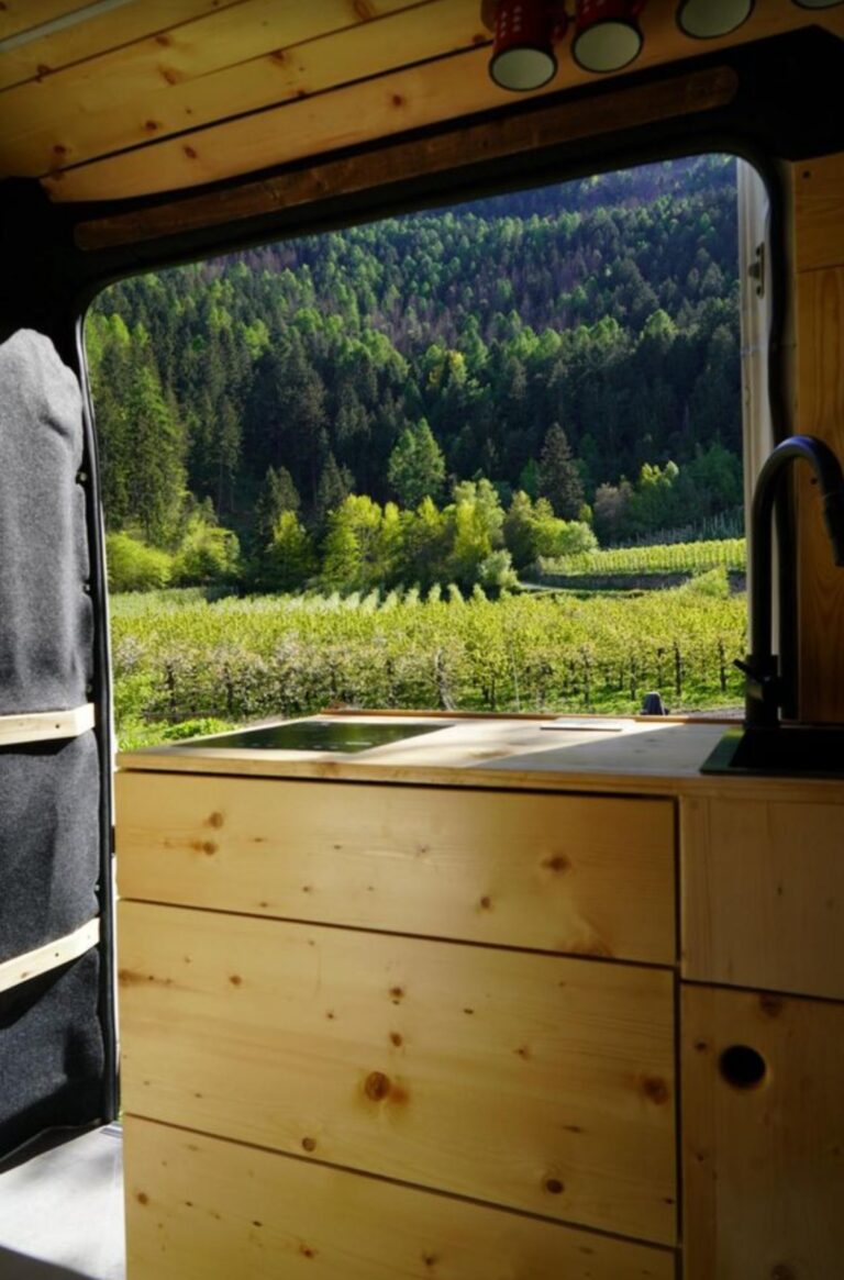 Südtirolvans - Individueller Camperausbau 7 1000015855 768x1165