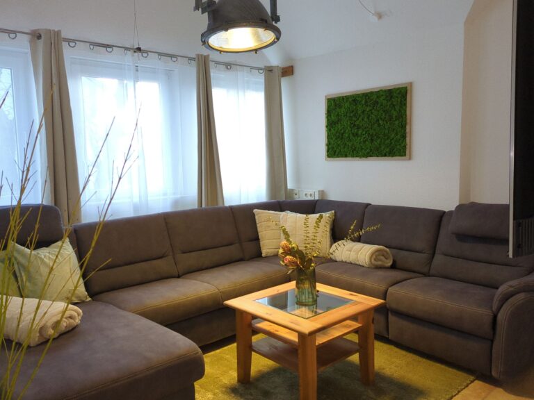 Großzügige 5-Raum Wohnung in super Neustadt-Lage 4 IMG 20241221 141529 716 xl 768x576