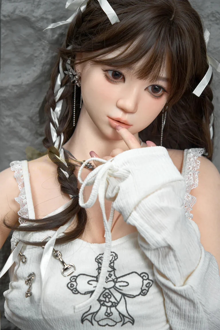 XDolls24.com – Premium Realistic Love Dolls with Worldwide Free Shipping 7 DSC01116 768x1152