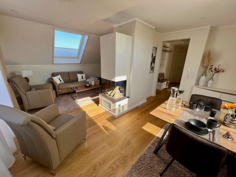 1 Ferienwohnung Holiday 2 Header 768x576